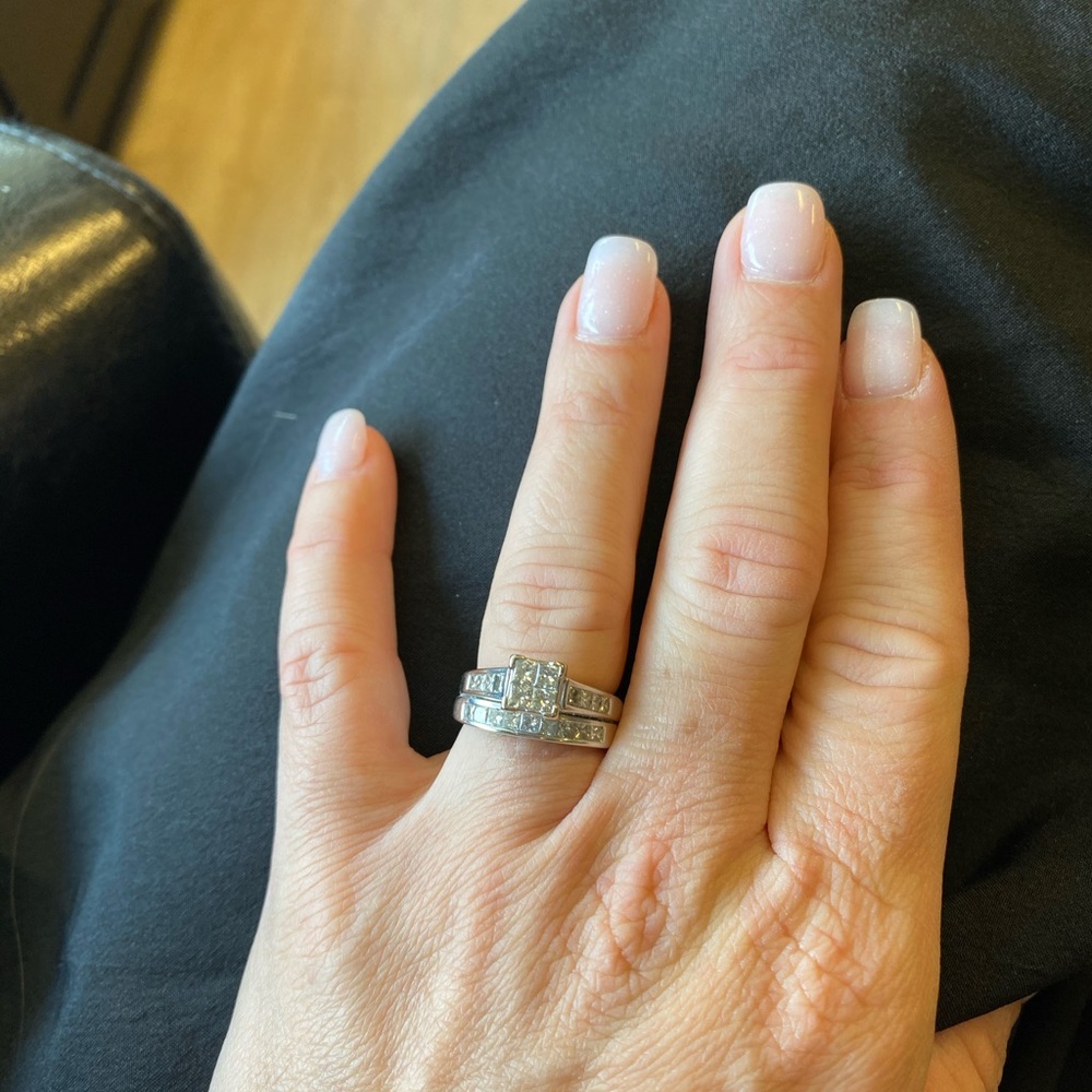 Dazzling White Gold Wedding set with Clear Stones